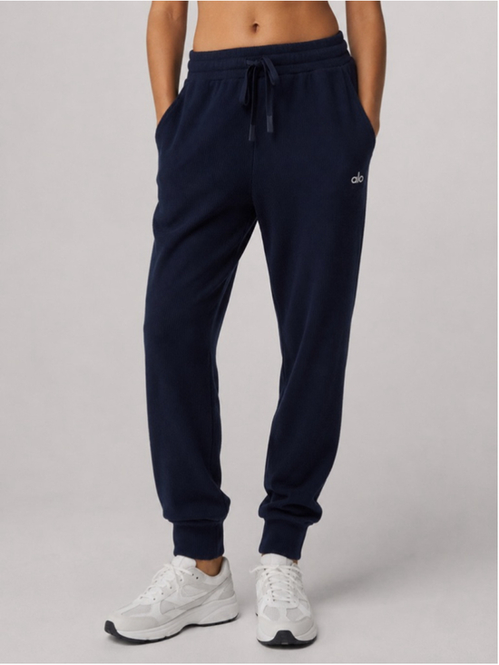 ALO Yoga Pants - Alo Yoga Muse Sweatpants Sz M Navy EUC
